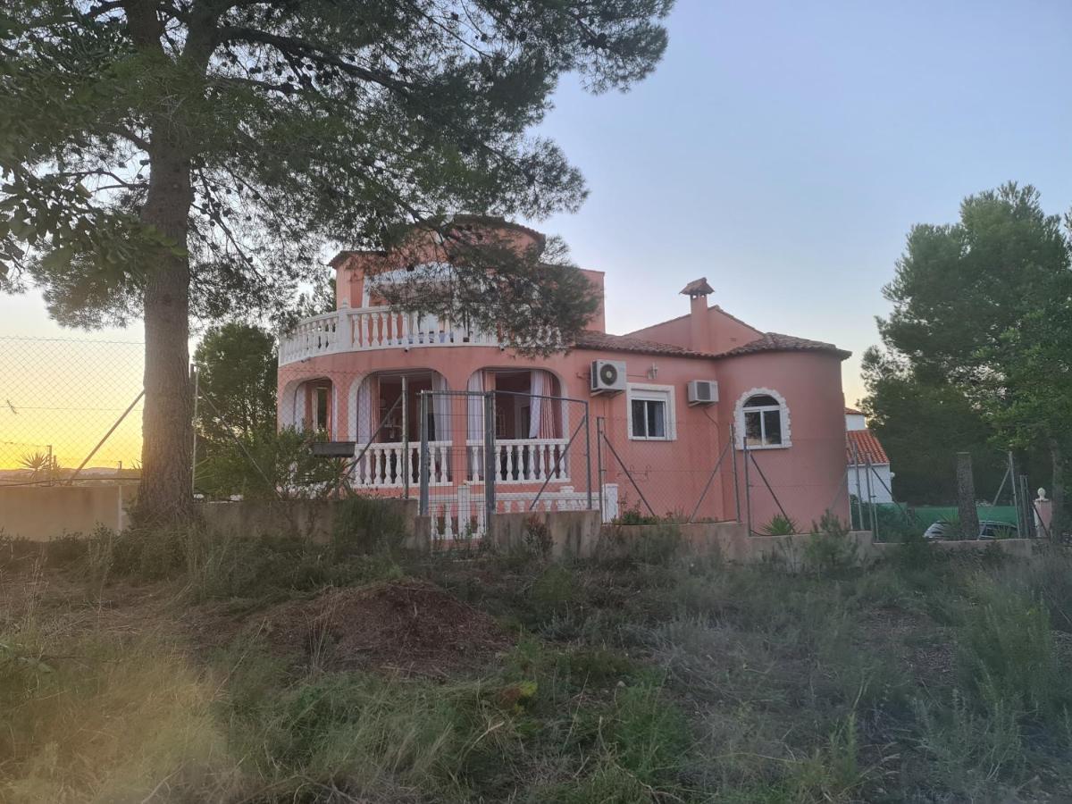 Chateau Angelique Guest House Валенсия Екстериор снимка