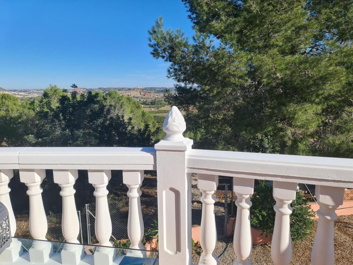 Chateau Angelique Guest House Валенсия Екстериор снимка