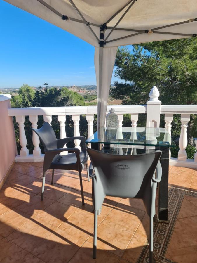 Chateau Angelique Guest House Валенсия Екстериор снимка