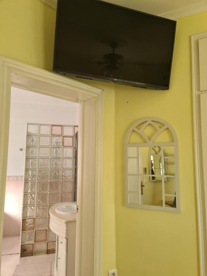 Chateau Angelique Guest House Валенсия Екстериор снимка